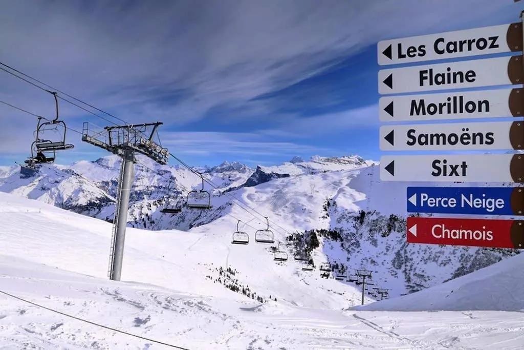 Charmant appartement 6-8 personnes au cœur du village à proximité lac et pistes de ski Morillon
